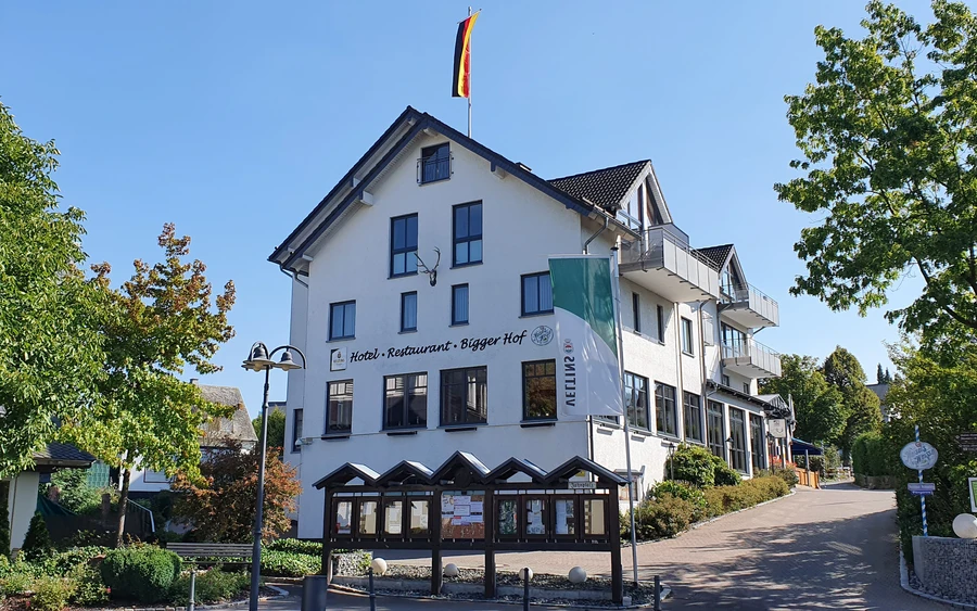 Hotel_Bigger Hof p Mail_22.09.21.jpg