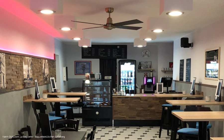 Gastraum und Theke La Baguette