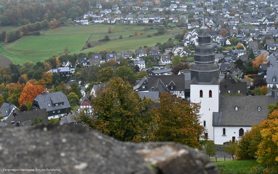 Eversberg - Ausblick von der Burg im Herbst