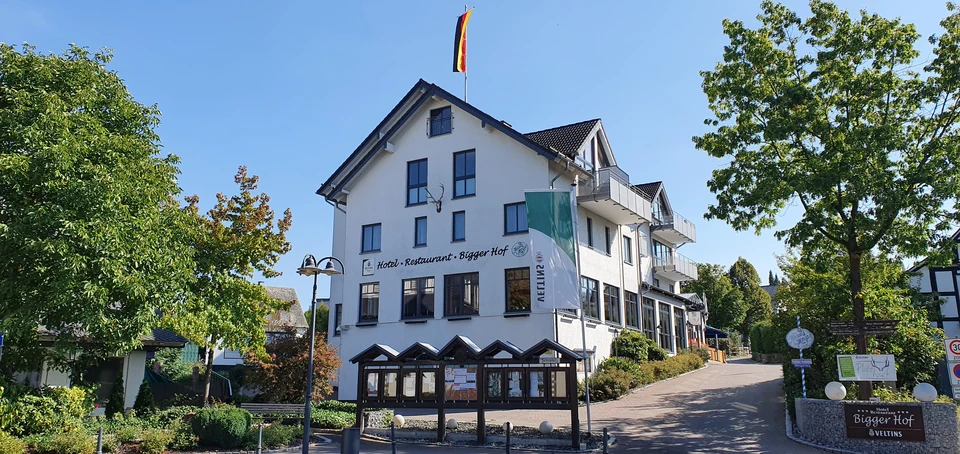 Hotel_Bigger Hof p Mail_22.09.21.jpg