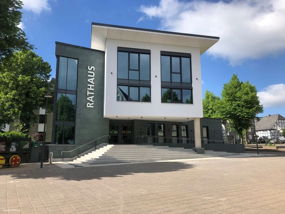 Rathauseingang Rathauseingang
