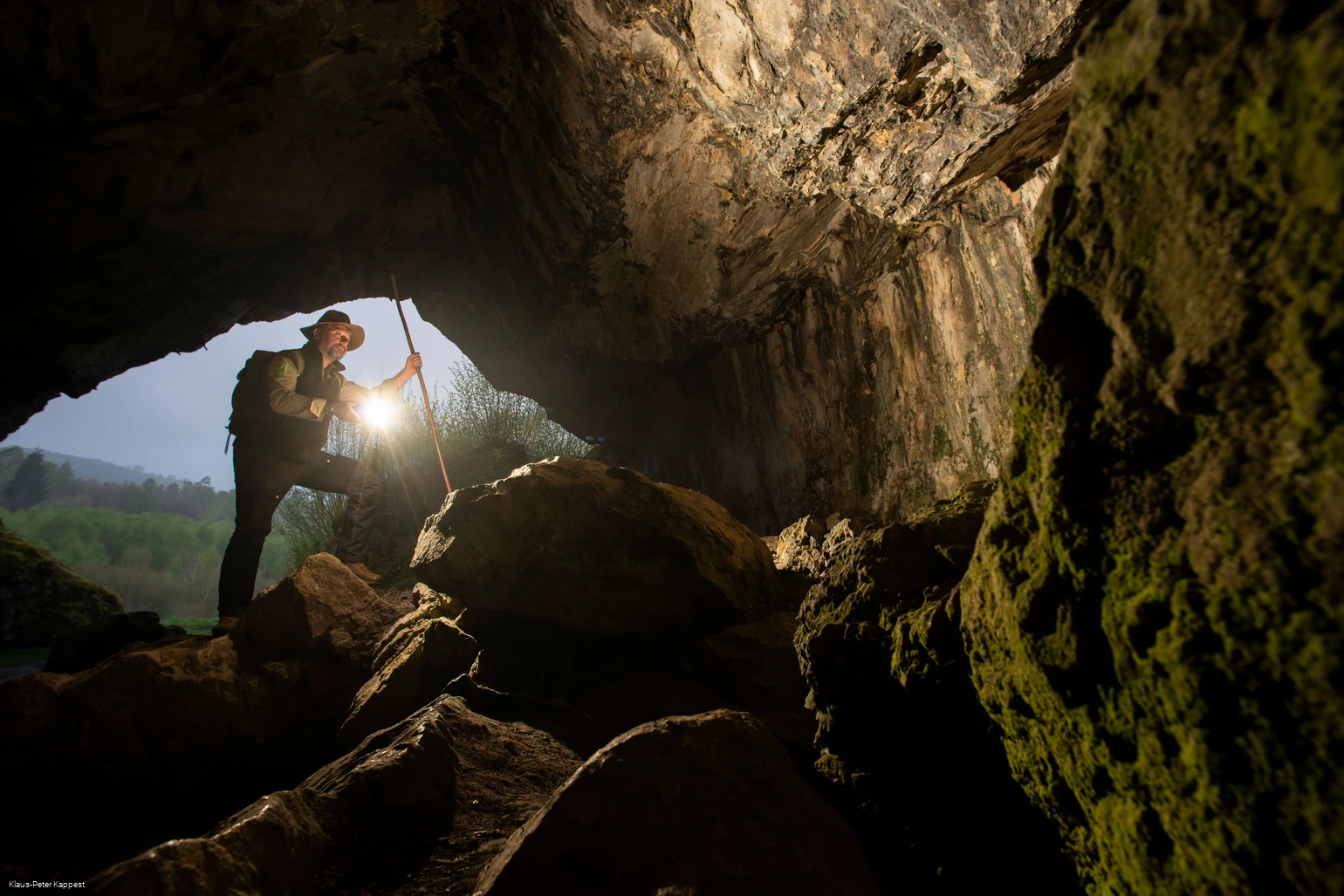 Ranger Höhle_Naturpark Arnsberger Wald  Klaus-Peter Kappest.jpg